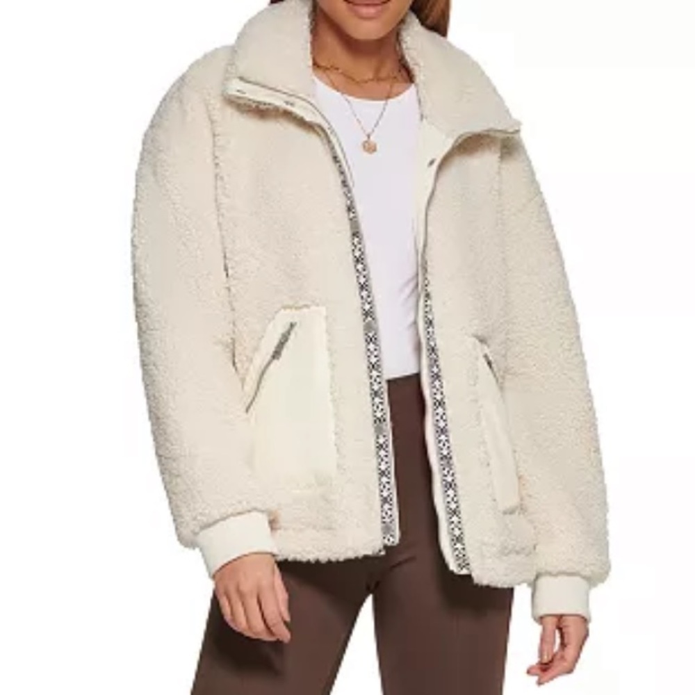 Levi’s Printed Placket Cream/Black Fleece Jacket
